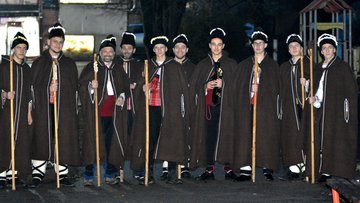 С песни за здраве и берекет