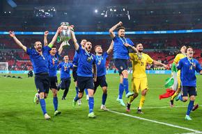 Европа и Южна Америка обмислят нов общ турнир и обявяват война на ФИФА