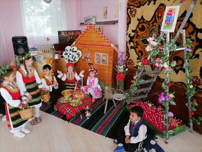 Великденски обичаи и традиции пресъздадоха малчугани от село Тодор Икономово