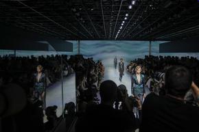 "Тихият лукс" властваше на подуимите на Седмицата на модата в Милано