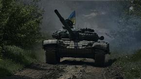 Украйна съобщи за успехи в района на Бахмут, боевете за града продължават