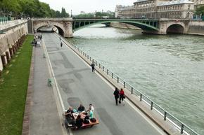 След повече от 100 години: От 2025 г. парижани ще могат отново да плуват в река Сена