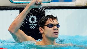 Олимпийски шампион по плуване от Русия е наказан за подкрепа към Путин