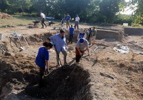 Студенти доброволци от Европа и Азия се включиха в археологически разкопки във Велики Преслав