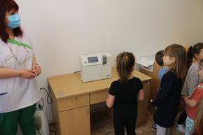 Отделението по неанотология в МБАЛ-Шумен получи апарат за кръвно - газов анализ от кампанията „Жълти стотинки“