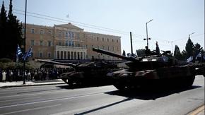 С военен парад в Атина Гърция отбелязва националния си празник