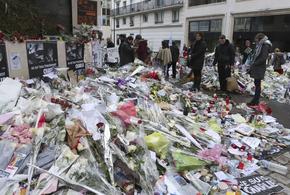 Франция си спомня за жертвите на атентата в "Шарли ебдо"