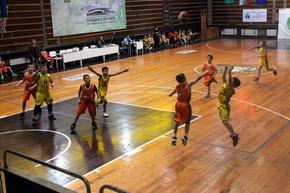 Турнир за купата на УСШ-Шумен събра малки баскетболисти от 3 града в зала “Младост”