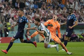 Аржентина спечели срещу Хърватия в полуфинална среща от Световното първенство по футбол