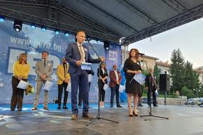 С грандиозен концерт коалиция ГЕРБ-СДС закри предизборната си кампания в Шумен