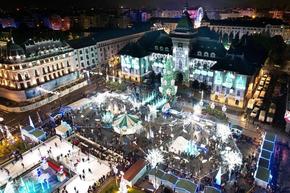 Коледната елха в Крайова е най-красивата в Европа