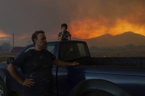 Над 400 квадратни километра са изгорели в Гърция само за три дни