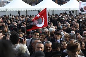 Турската Централна избирателна комисия одобри списъка от 36 партии, които ще участват на изборите