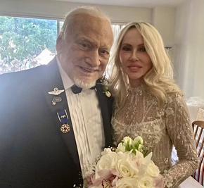93-годишният Бъз Олдрин се ожени за четвърти път