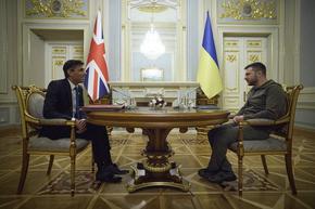 Риши Сунак увери Зеленски, че Великобритания ще продължи да подкрепя Украйна в дългосрочен план
