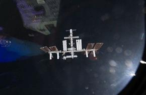 Космическият кораб „Сигнус“ се скачи с МКС