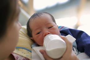 Китай с най-малко новородени за последните 42 години