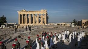 Туристите ще трябва да си запазват предварително час, за да посетят Акропола
