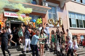 Училищата в Шуменско изпратиха 1196 зрелостници от Випуск 2022