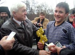 13-годишният Иван Валентинов извади кръста от Камчия