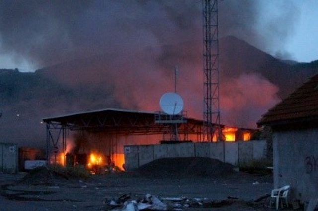 Опожареният на 28 юли граничен пункт Ярине на северната граница на Косово със Сърбия