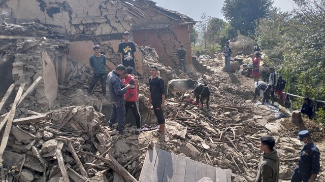 Земетресение с магнитуд 5,6 по Рихтер удари Непал, а трусове са усетени и в  Делхи - ШУМ.БГ