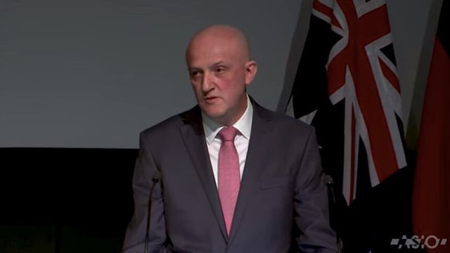 Директорът на австралийското разузнаване Майк Бърджес