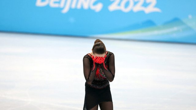 Рускинята Камила Валиева беше поставена под голямо напрежение по време на олимпийските игри в Пекин. © Reuters