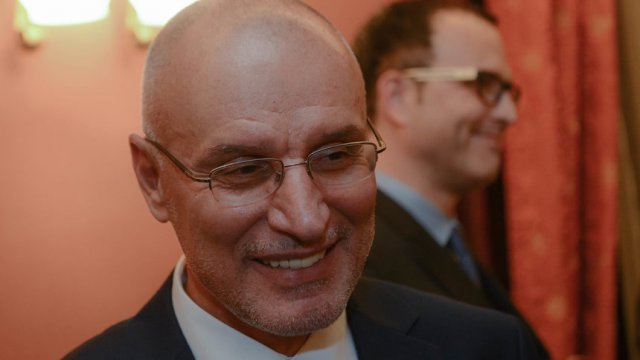 Управителят на БНБ Димитър Радев, на заден план е Стоян Мавродиев