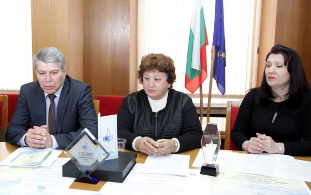 Найден Косев, Павлинка Марева и Деница Узунова.