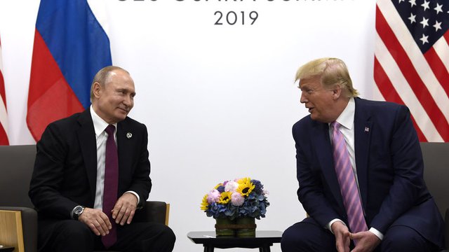 Руският президент Владимир Путин и американският му колега Доналд Тръмп. САЩ се изтеглиха от знакови договори за разоръжаване и Тръмп поиска в споразуменията, които ще ги заместят, да участва и Китай.