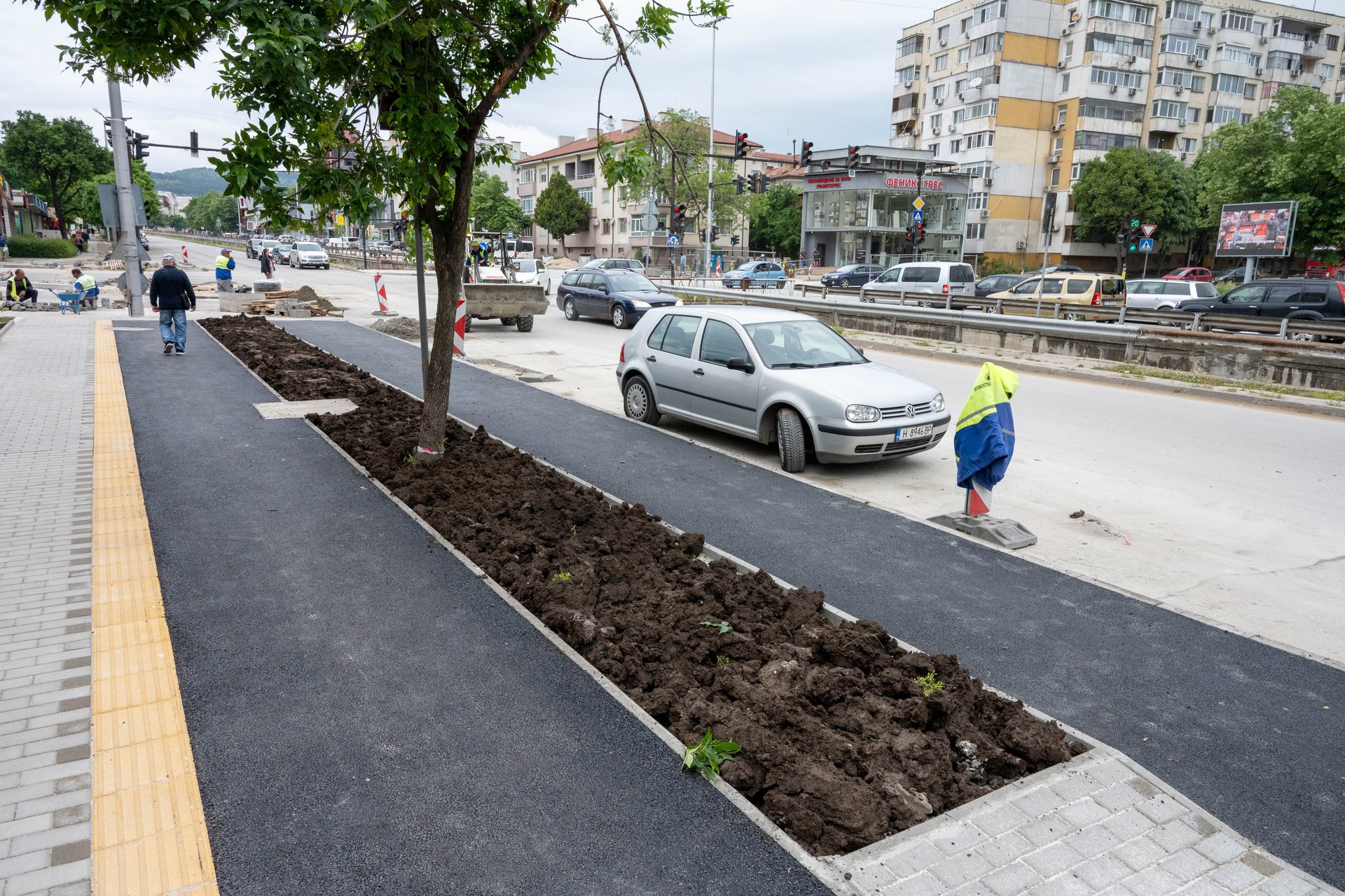 Общината не вижда проблем в стесняването на бул. „Симеон Велики“ с 1,5 метра