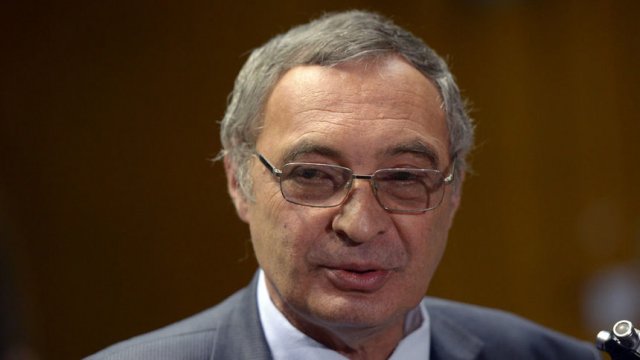 Евгени Диков