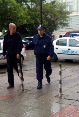 В късния следобед Р.Р. бе доведен в полицията