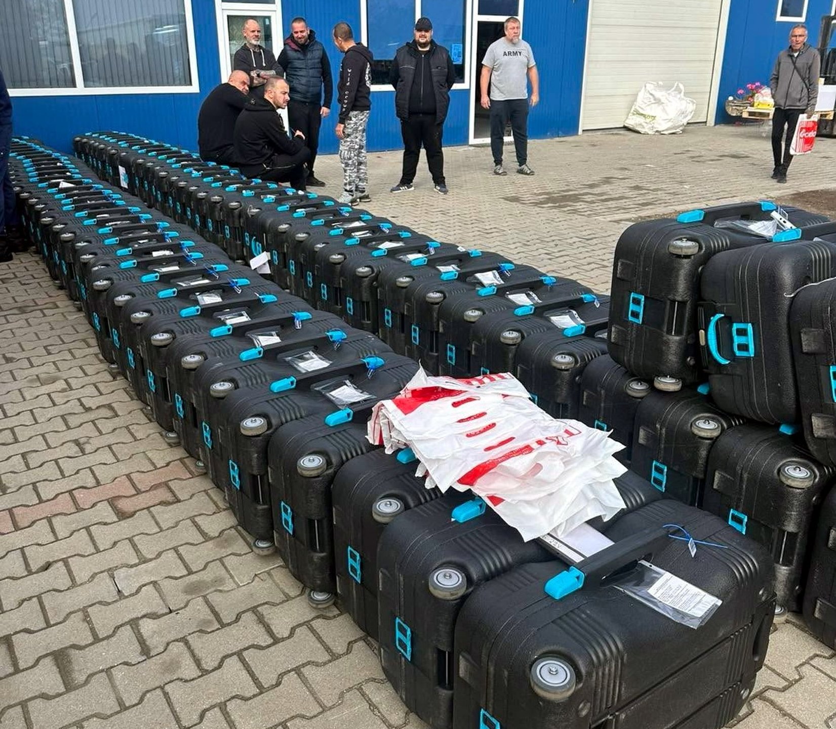 345 машини за гласуване пристигнаха в Шумен