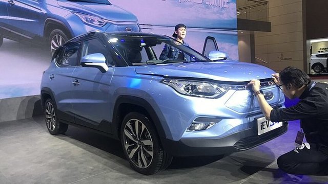 Компактният EVS4 може да е първият китайски модел, който ще се произвежда в "Москвич"