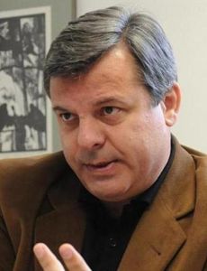 Евгений Бакърджиев