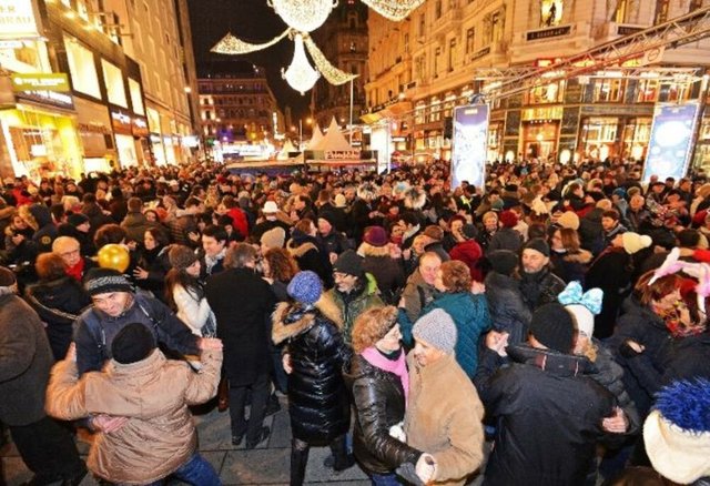 "Новогодишната пътека" във Виена се завръща след двегодишно прекъсване заради пандемията. © stadt wien marketing/Jobst