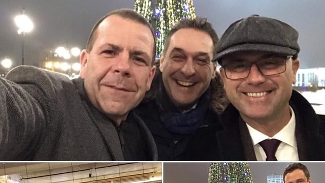 Щрахе (в средата) с лидери на Партията на свободата пред Белия дом - централата на руското правителство в Москва, в навечерието на новата 2017 г. Снимките са от профила му във "Фейсбук".
