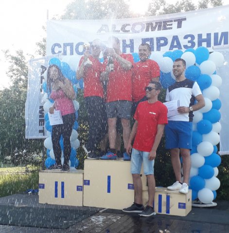 Отборът на Пресов цех - победител по волейбол