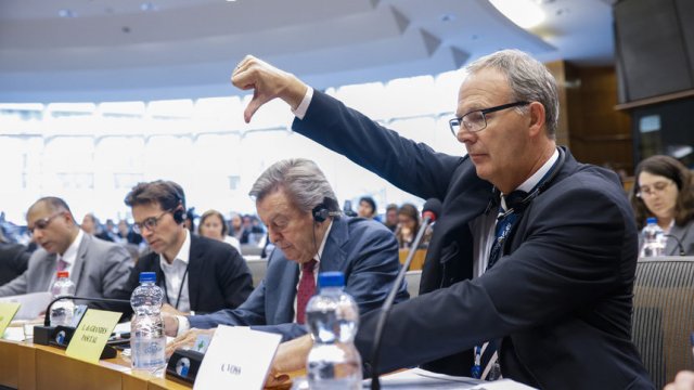 Докладчикът на ЕП за директивата Аксел Фос