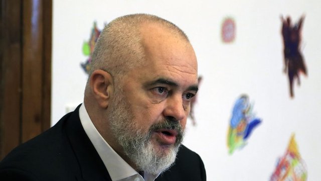 Албанският премиер Еди Рама