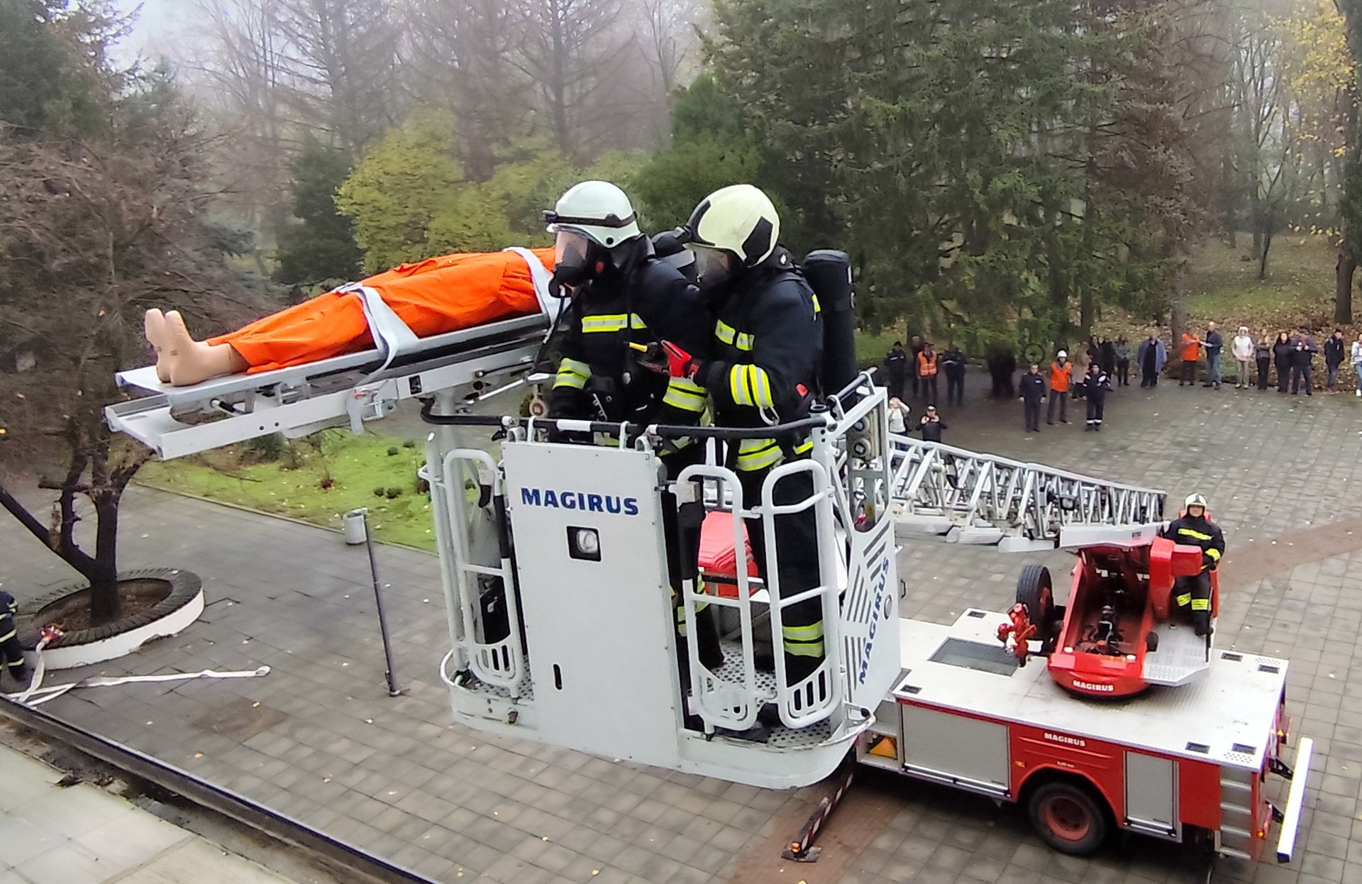Мащабно учение симулира трус и радиационна опасност в Шумен