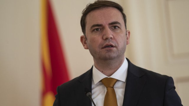 Македонският външен министър Буяр Османи  © Associated Press