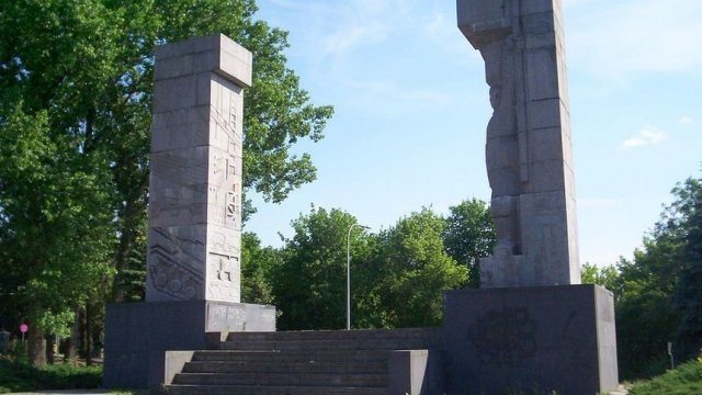 Паметникът на Червената армия в Олштин