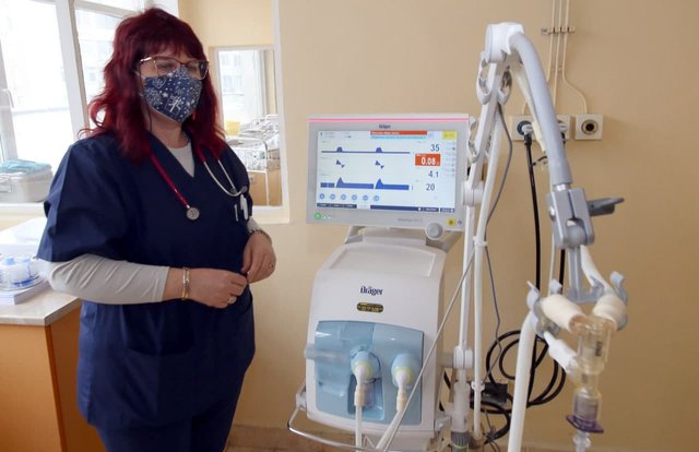 Д-р Куздова обасни пред журнарилсти днес с какво е важен за новородените новият апарат.