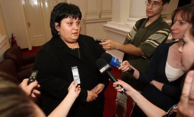 Искра Фидосова, Сн: БГНЕС
