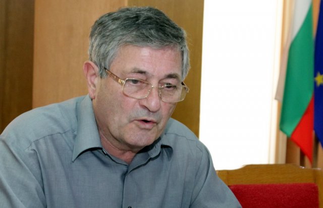 Борислав Станев