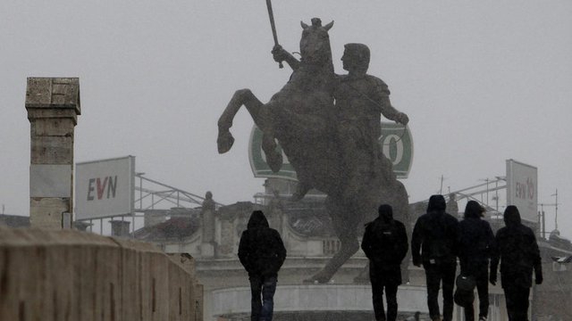 Статуята "Воин на кон" в Скопие. Сн. АП