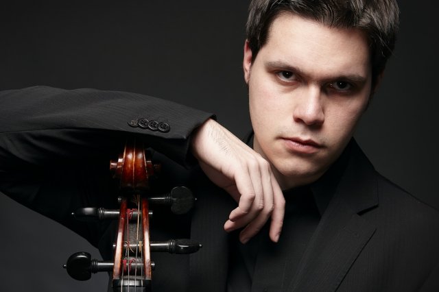 Атанас Кръстев. Снимка: Симфониета - Шумен.